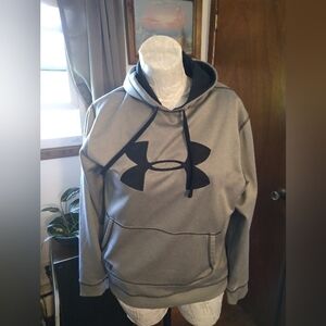 Under Armour Gray Pullover Hoodie Medium Excellent condition